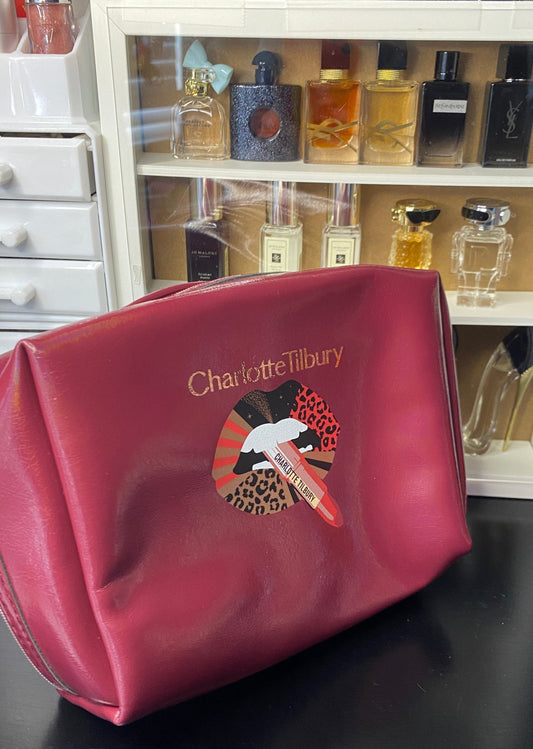 【 現貨 】Charlotte Tilbury 超大容量化妝收納袋 酒紅色 Make up Bag