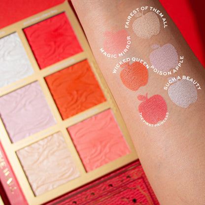 【 現貨 】Disney 迪士尼白雪公主眼影胭脂光影盤 Snow White Eyeshadow & Blush Palette