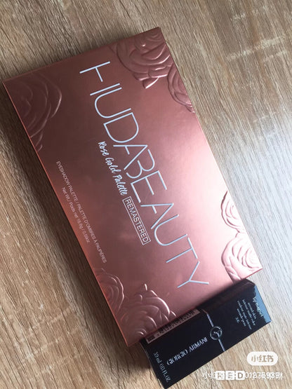 【 現貨 】Huda Beauty 18色玫瑰金二代眼影盤 rose gold eyeshadow palette